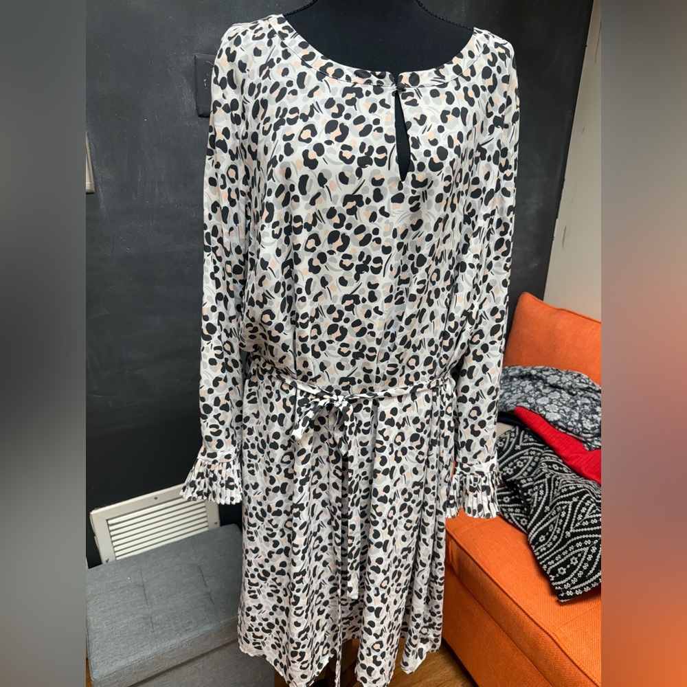 LOFT Black and White Animal Print Long Sleeve Dress